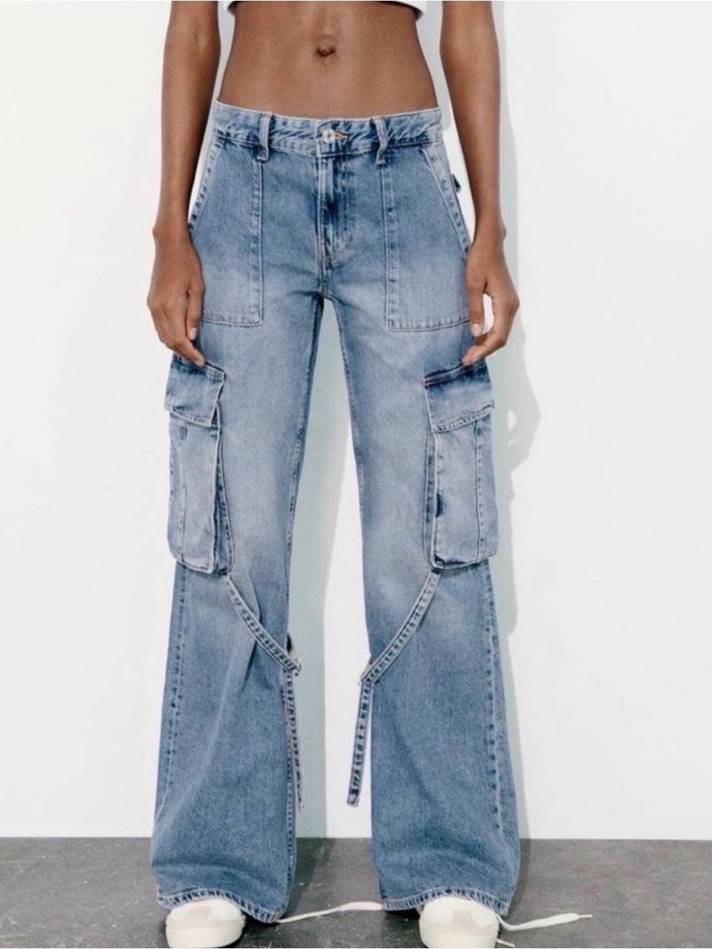 NWT Zara womenโs Light Blue Bootcut Cargo Jeans | size 10